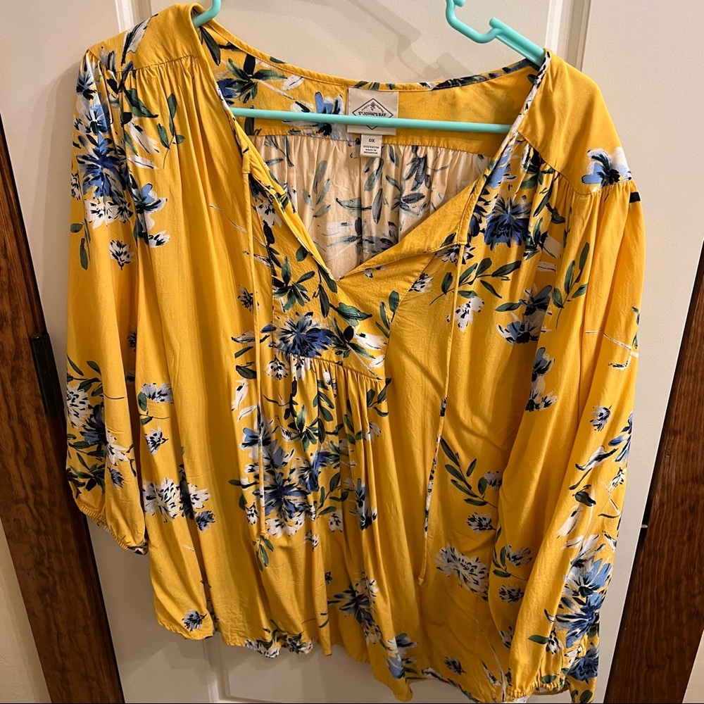 yellow floral top
